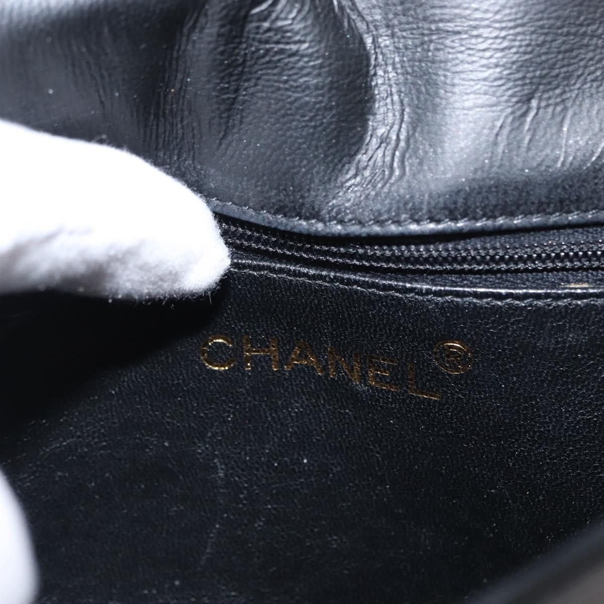 Chanel Chanel Vintage CC Stitch Flap Bag Patent Size ONE SIZE - 6 Thumbnail