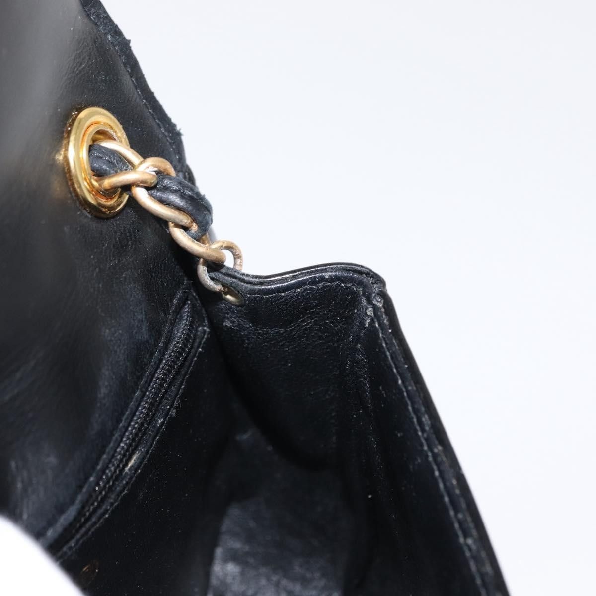 Chanel Chanel Vintage CC Stitch Flap Bag Patent Size ONE SIZE - 20 Thumbnail