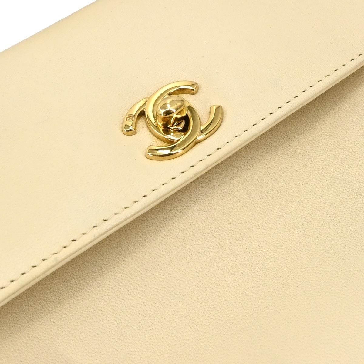 Chanel Chanel Vintage CC Shoulder Bag Leather Size ONE SIZE - 6 Thumbnail