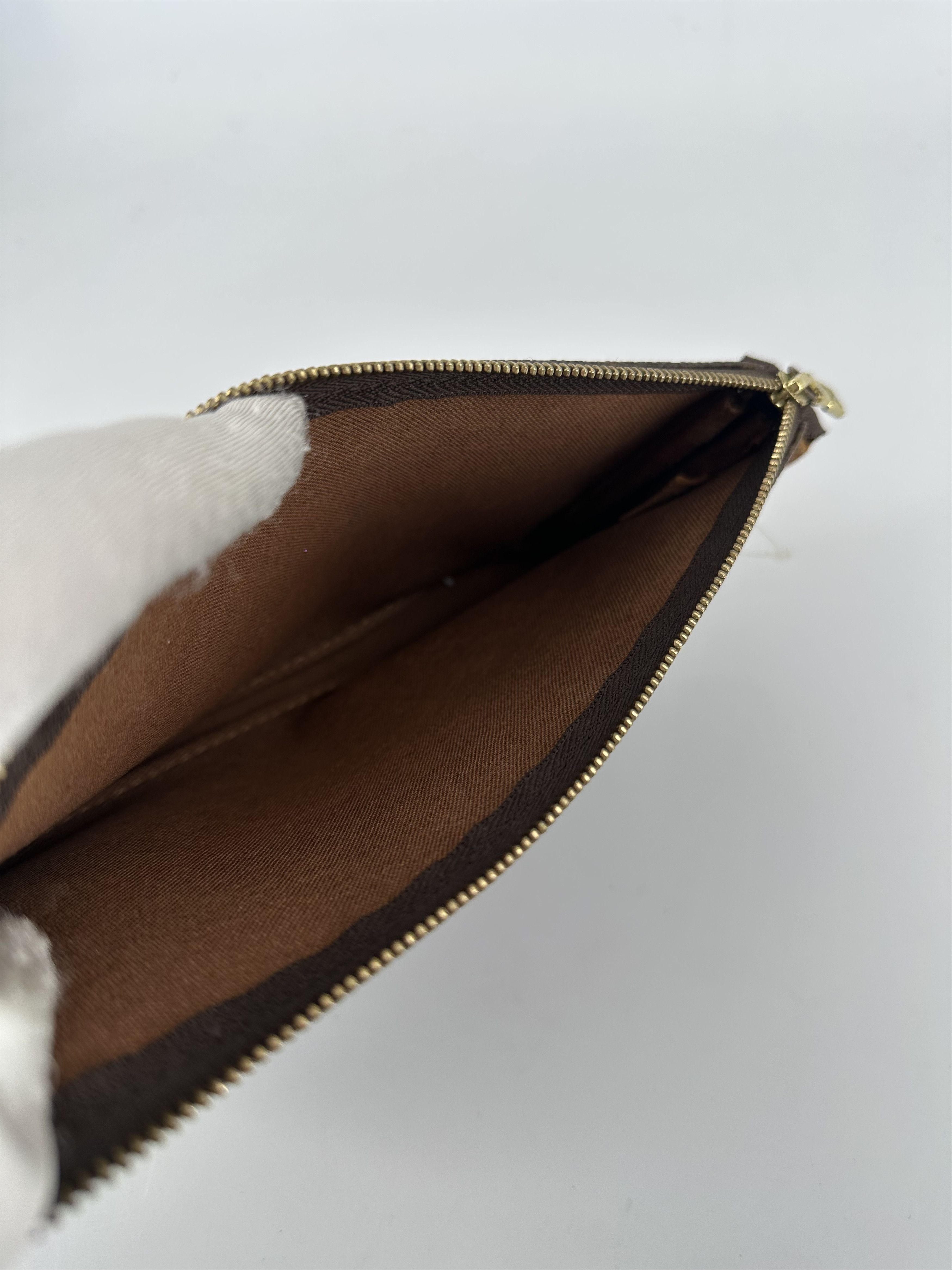 Louis Vuitton Louis Vuitton Pochette Accessoires NM Monogram Canvas Size ONE SIZE - 3 Thumbnail