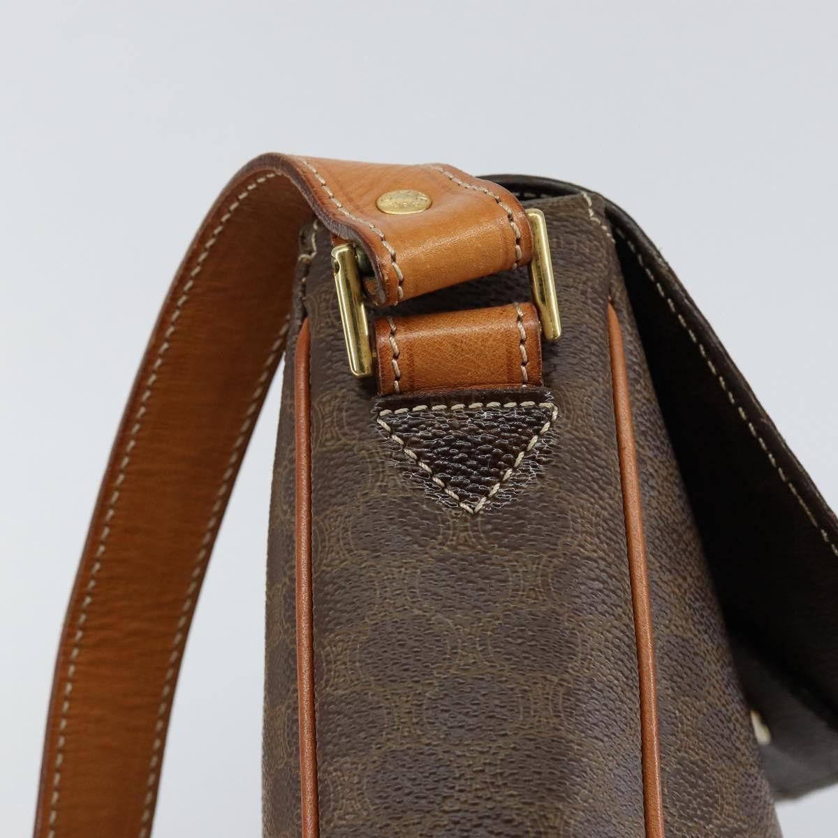 Celine Celine Vintage Macadam Circle Logo Canvas and Leather Size ONE SIZE - 17 Thumbnail