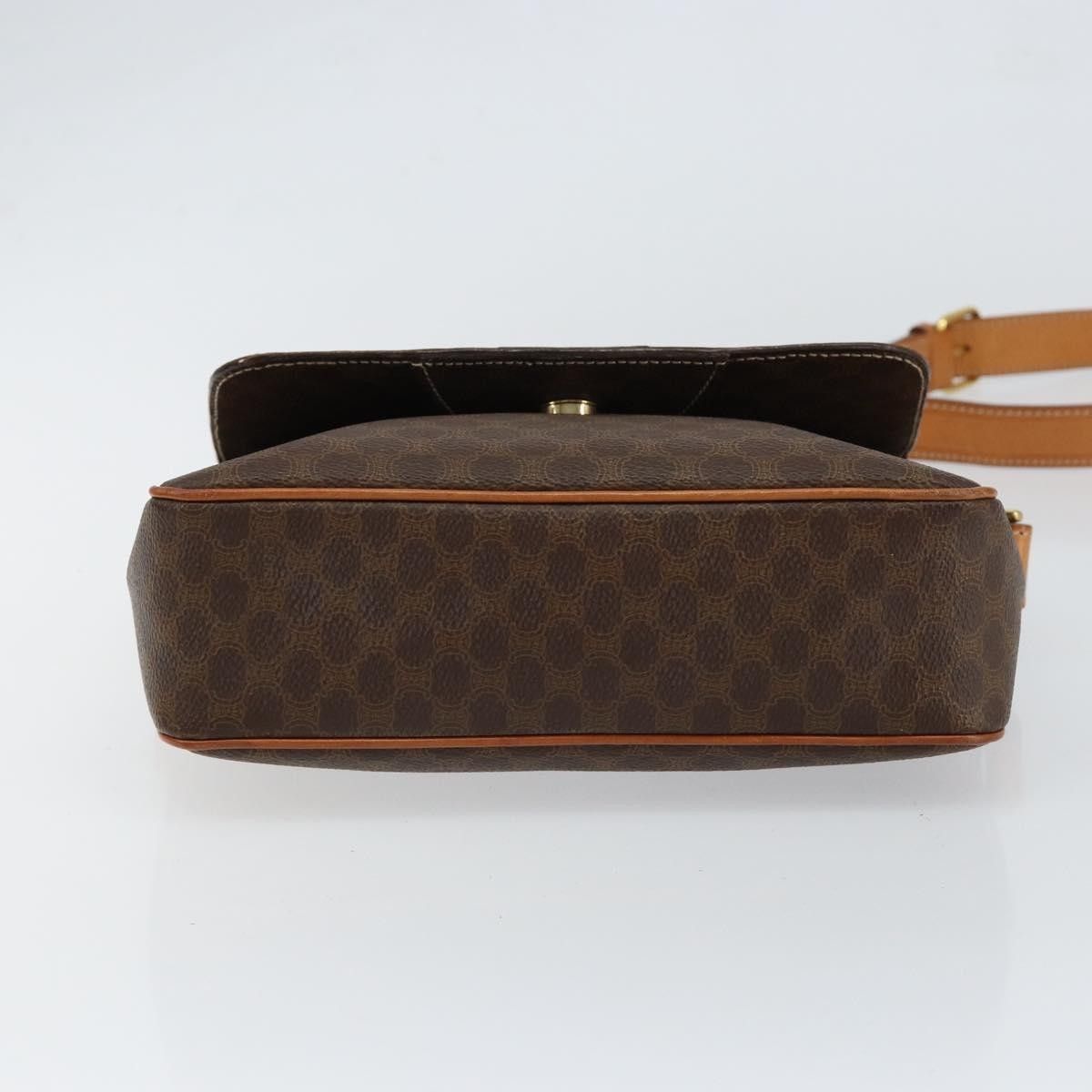 Celine Celine Vintage Macadam Circle Logo Canvas and Leather Size ONE SIZE - 14 Thumbnail