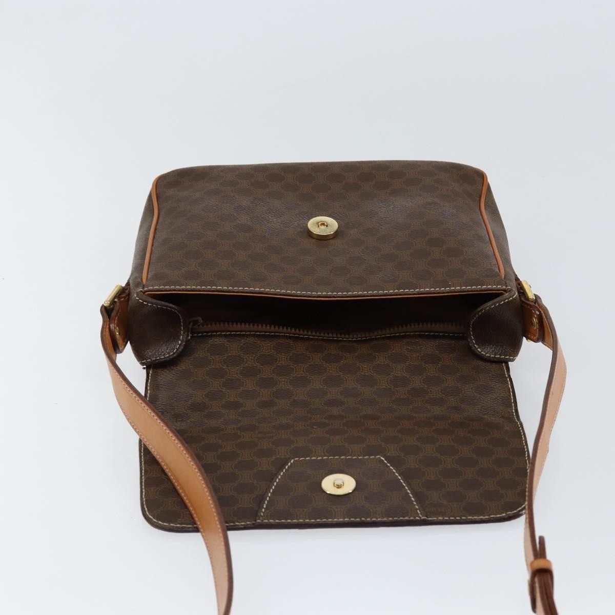 Celine Celine Vintage Macadam Circle Logo Canvas and Leather Size ONE SIZE - 20 Thumbnail