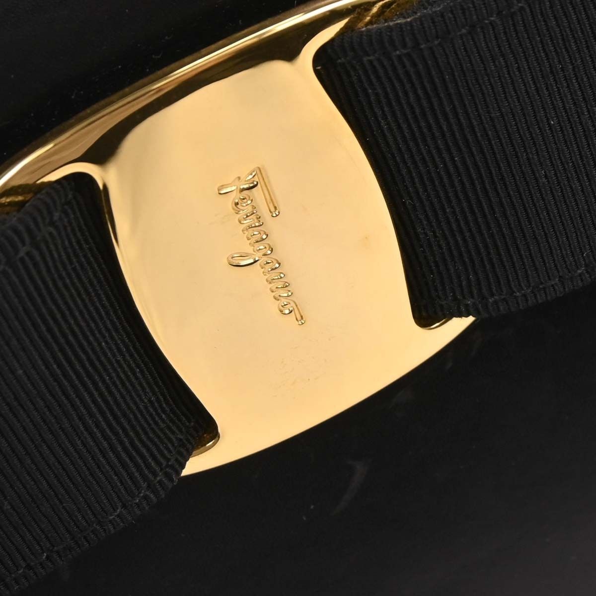 Salvatore Ferragamo Salvatore Ferragamo Convertible Vara Bow Tote Leather Size ONE SIZE - 6 Thumbnail