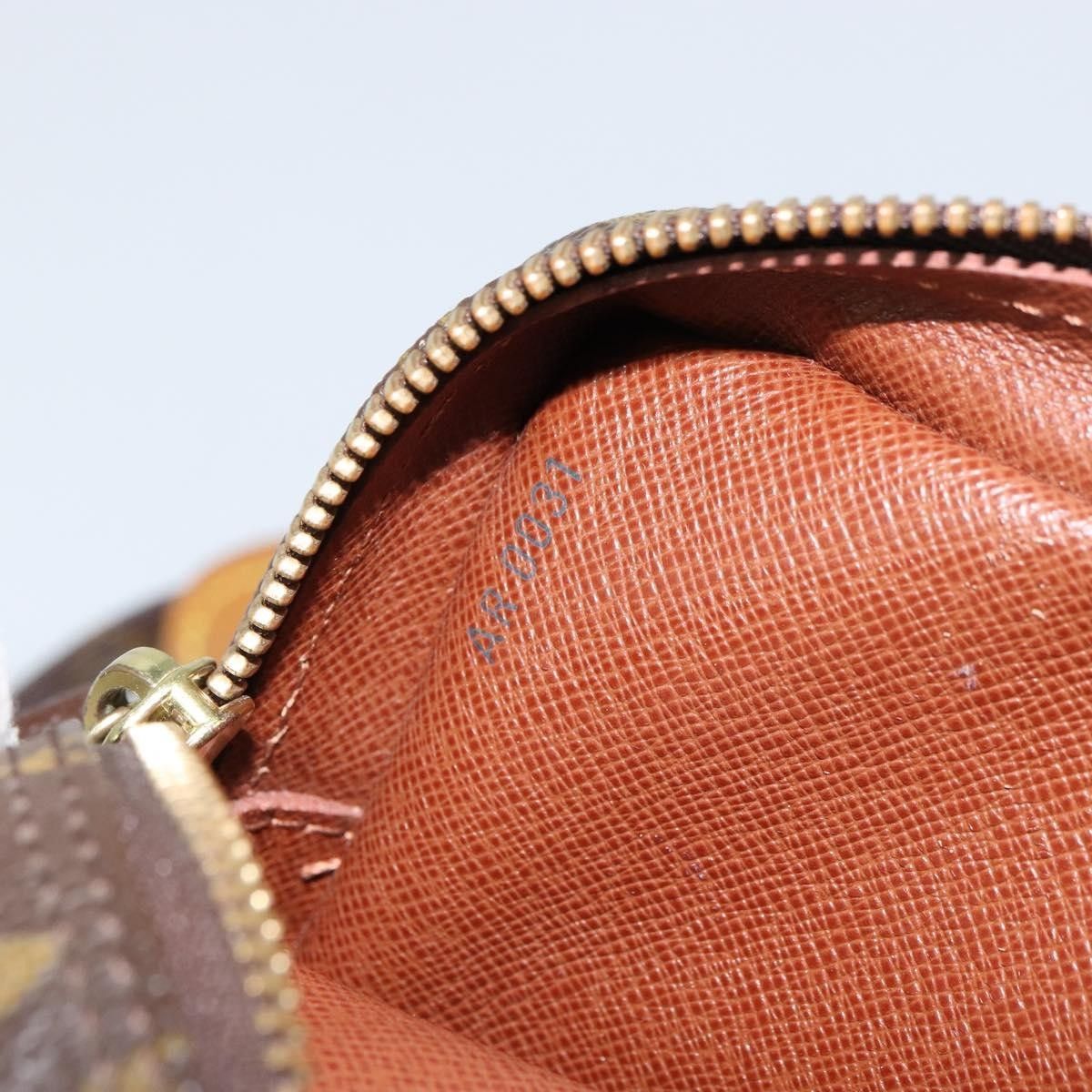 Louis Vuitton Louis Vuitton Amazone Bag Monogram Canvas Size ONE SIZE - 6 Thumbnail