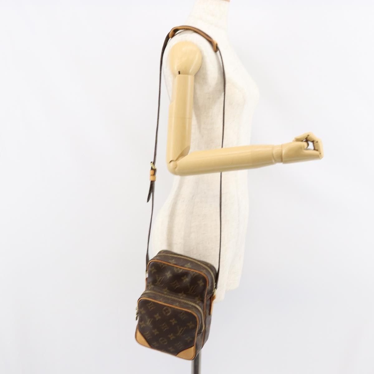 Louis Vuitton Louis Vuitton Amazone Bag Monogram Canvas Size ONE SIZE - 14 Thumbnail