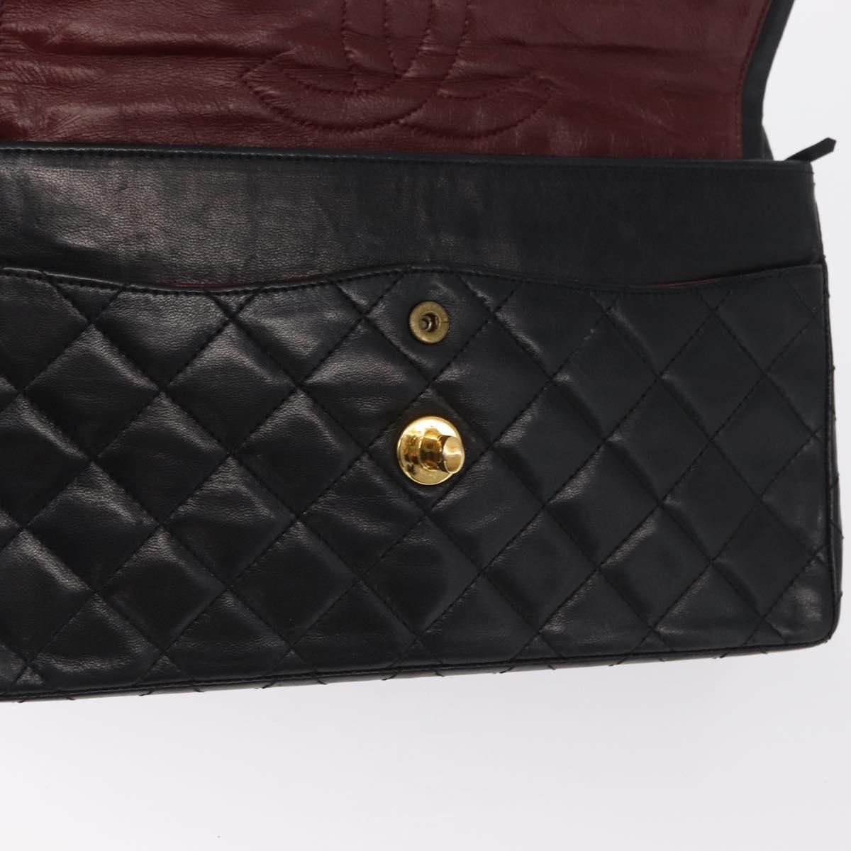 Chanel Chanel Vintage Two Tone CC Flap Bag Quilted Lambskin Size ONE SIZE - 22 Thumbnail