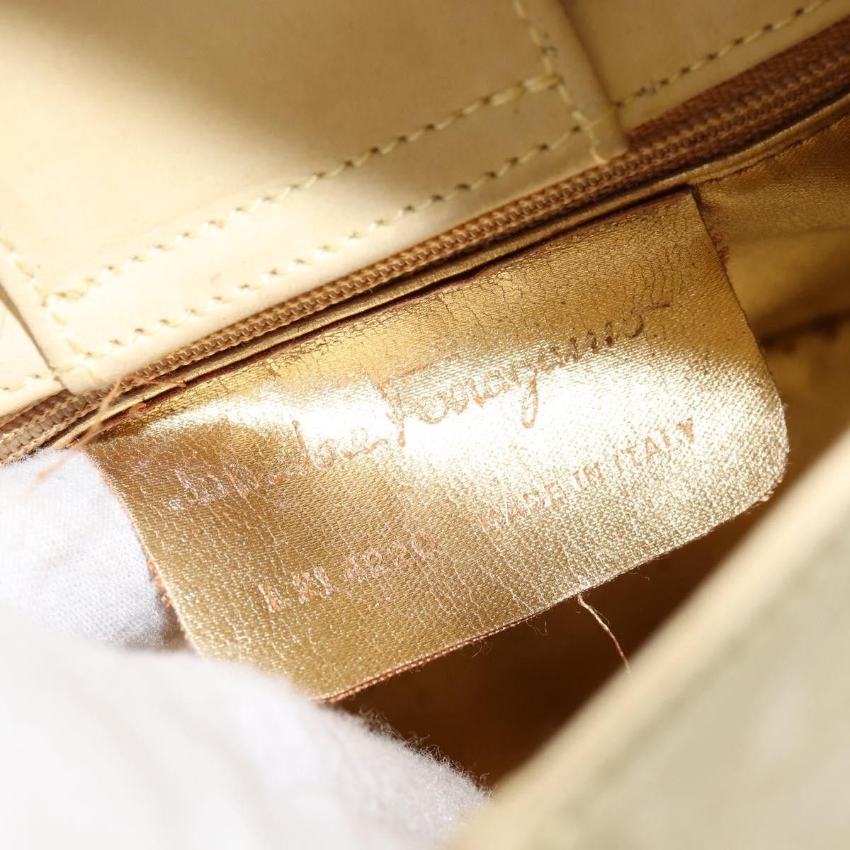 Salvatore Ferragamo Salvatore Ferragamo Vala Handbag Suede Size ONE SIZE - 6 Thumbnail