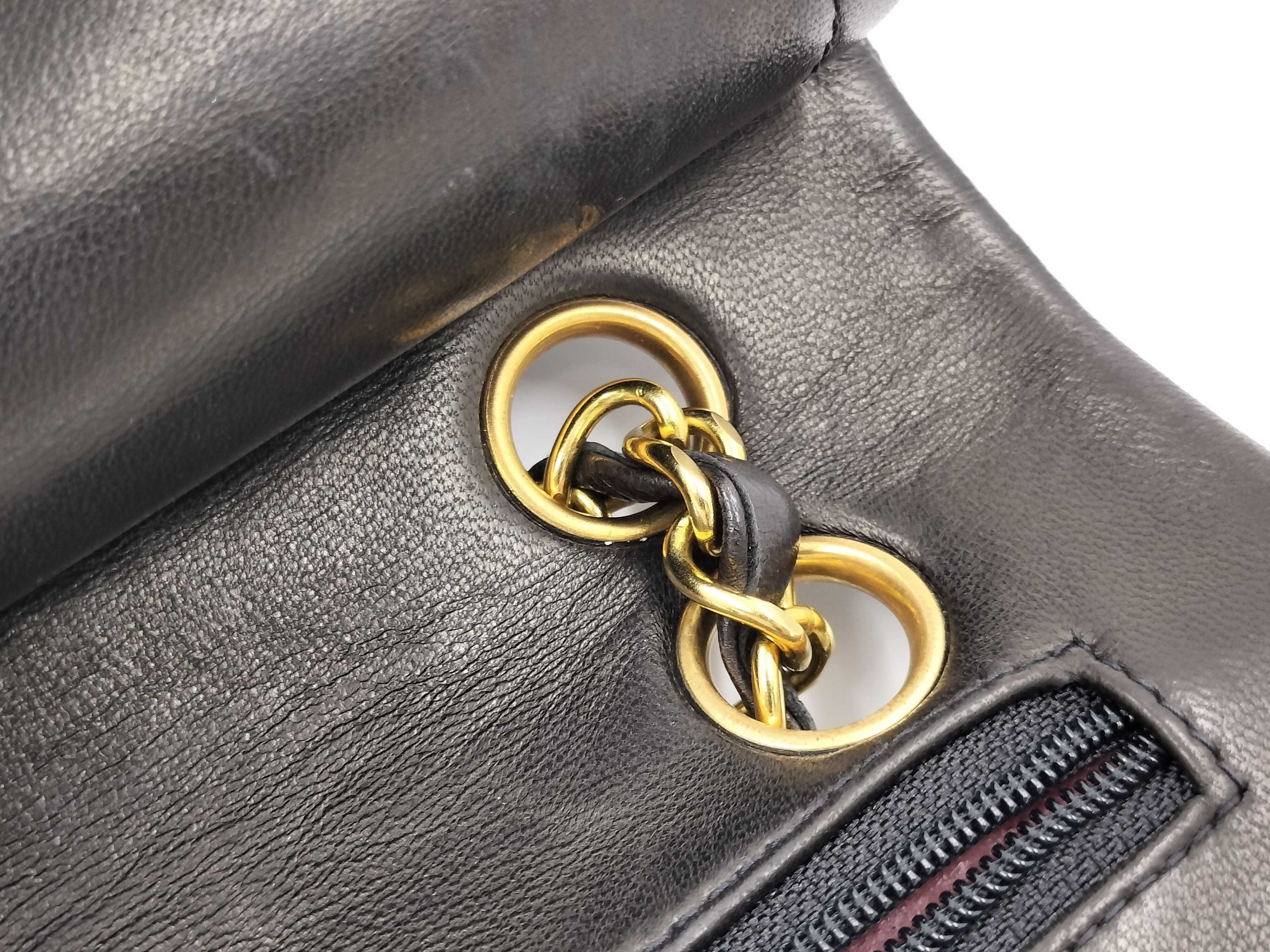 Chanel Chanel Vintage Classic Double Flap Bag Quilted Lambskin Size ONE SIZE - 10 Thumbnail