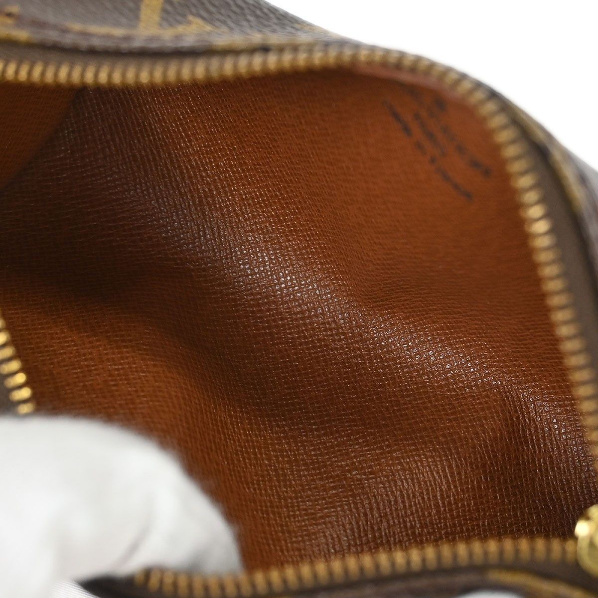 Louis Vuitton Louis Vuitton Papillon Pochette Monogram Canvas Size ONE SIZE - 3 Thumbnail