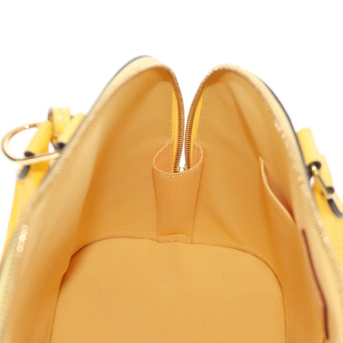 Louis Vuitton Louis Vuitton Alma Handbag Monogram Vernis Size ONE SIZE - 23 Thumbnail