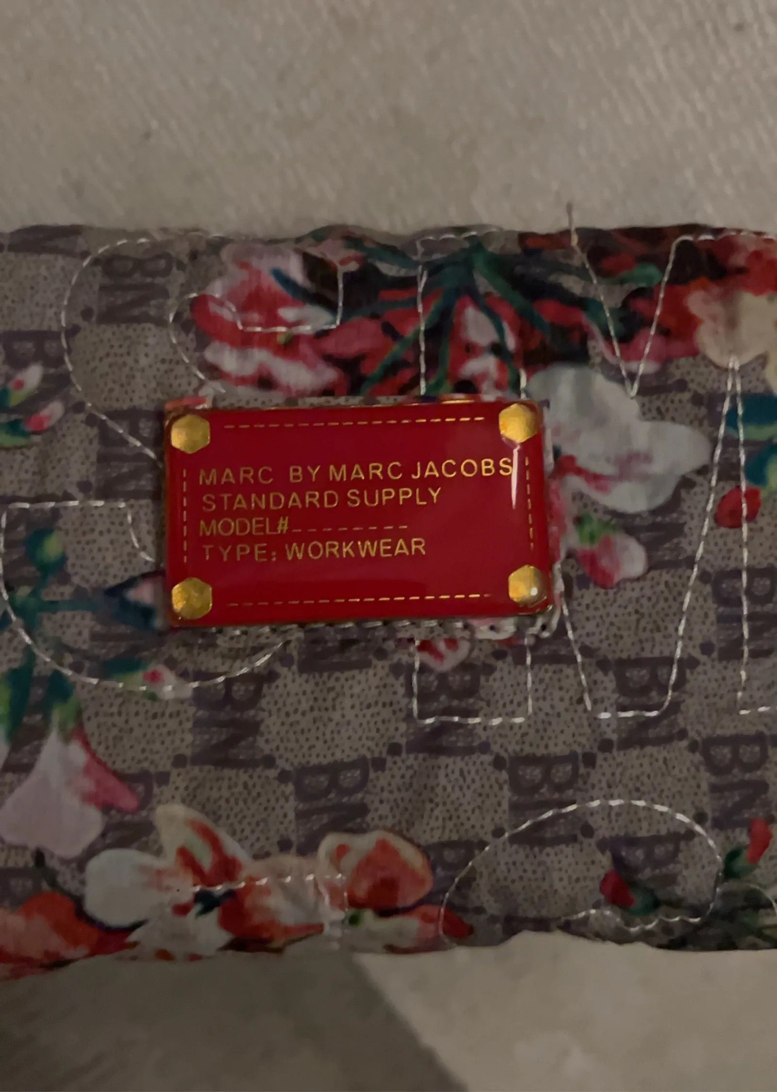 Marc Jacobs Marc Jacobs undefined Toiletry Pouch Size ONE SIZE - 3 Thumbnail
