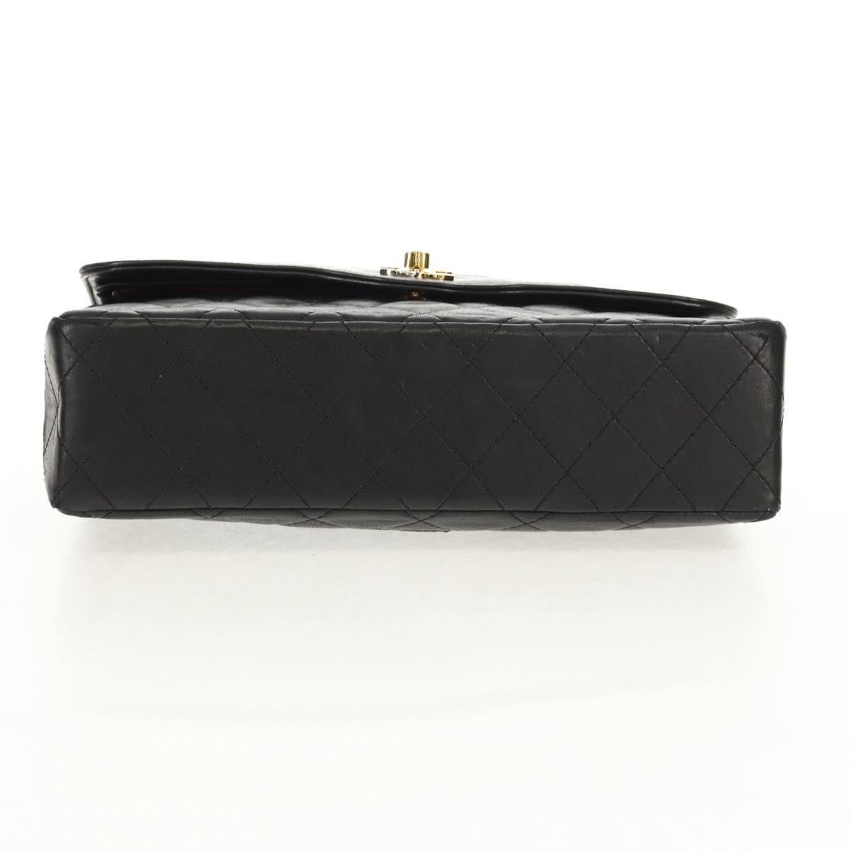 Chanel Chanel Vintage Two Tone CC Flap Bag Quilted Lambskin Size ONE SIZE - 19 Thumbnail
