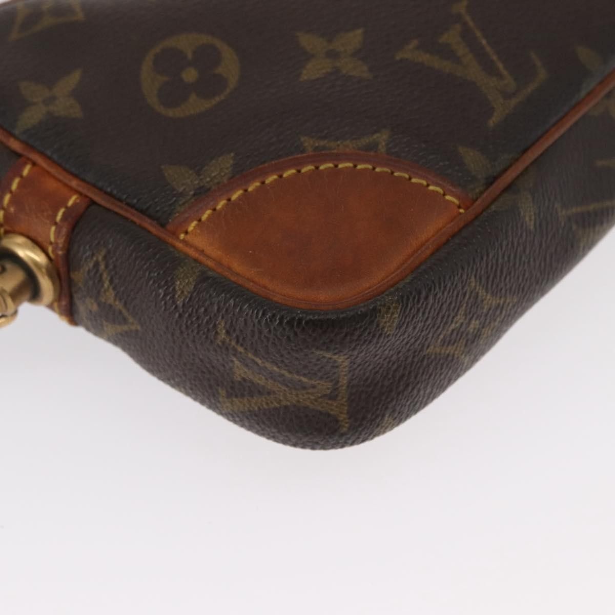 Louis Vuitton Louis Vuitton Marly Dragonne Clutch Monogram Canvas Size ONE SIZE - 11 Thumbnail