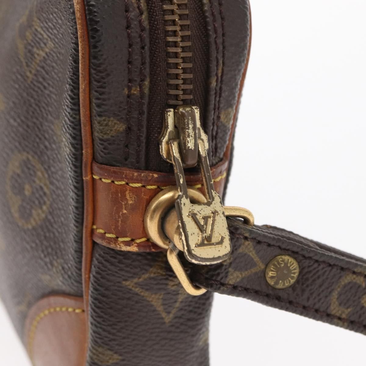 Louis Vuitton Louis Vuitton Marly Dragonne Clutch Monogram Canvas Size ONE SIZE - 13 Thumbnail