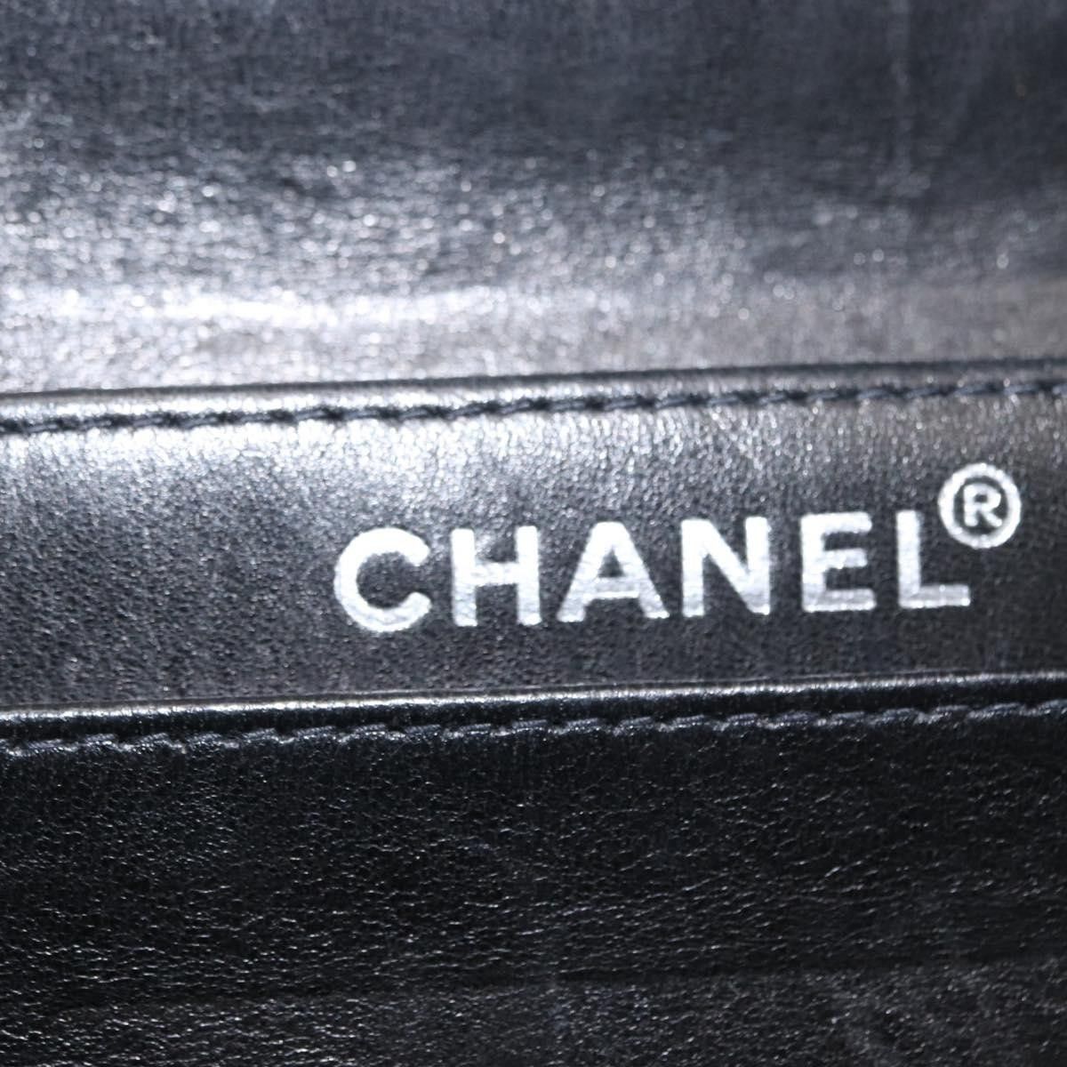 Chanel Chanel Chocolate Bar Chain Clutch Quilted Patent Size ONE SIZE - 6 Thumbnail