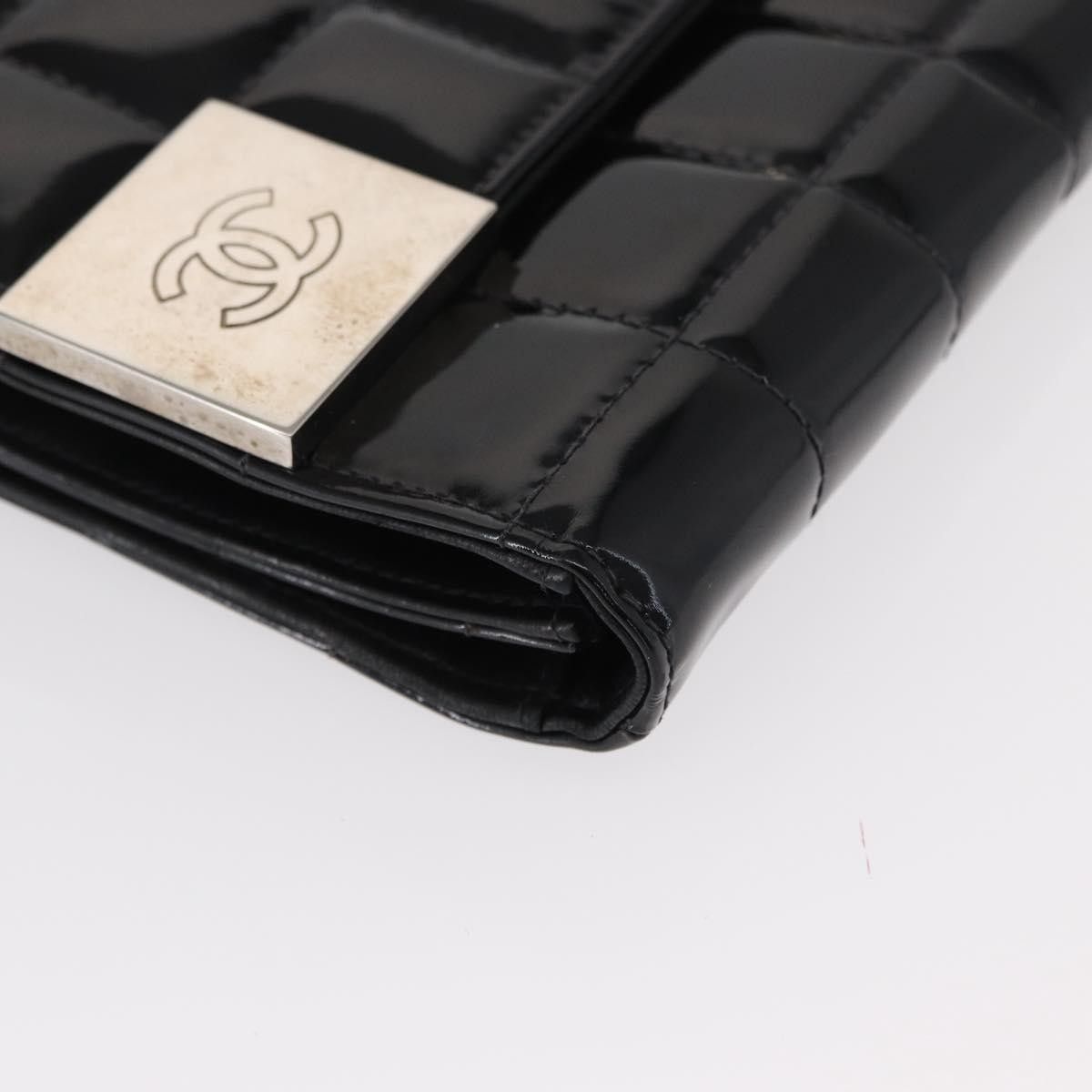 Chanel Chanel Chocolate Bar Chain Clutch Quilted Patent Size ONE SIZE - 12 Thumbnail