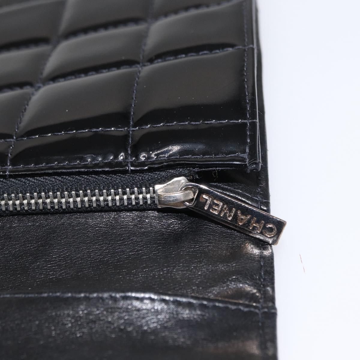 Chanel Chanel Chocolate Bar Chain Clutch Quilted Patent Size ONE SIZE - 16 Thumbnail
