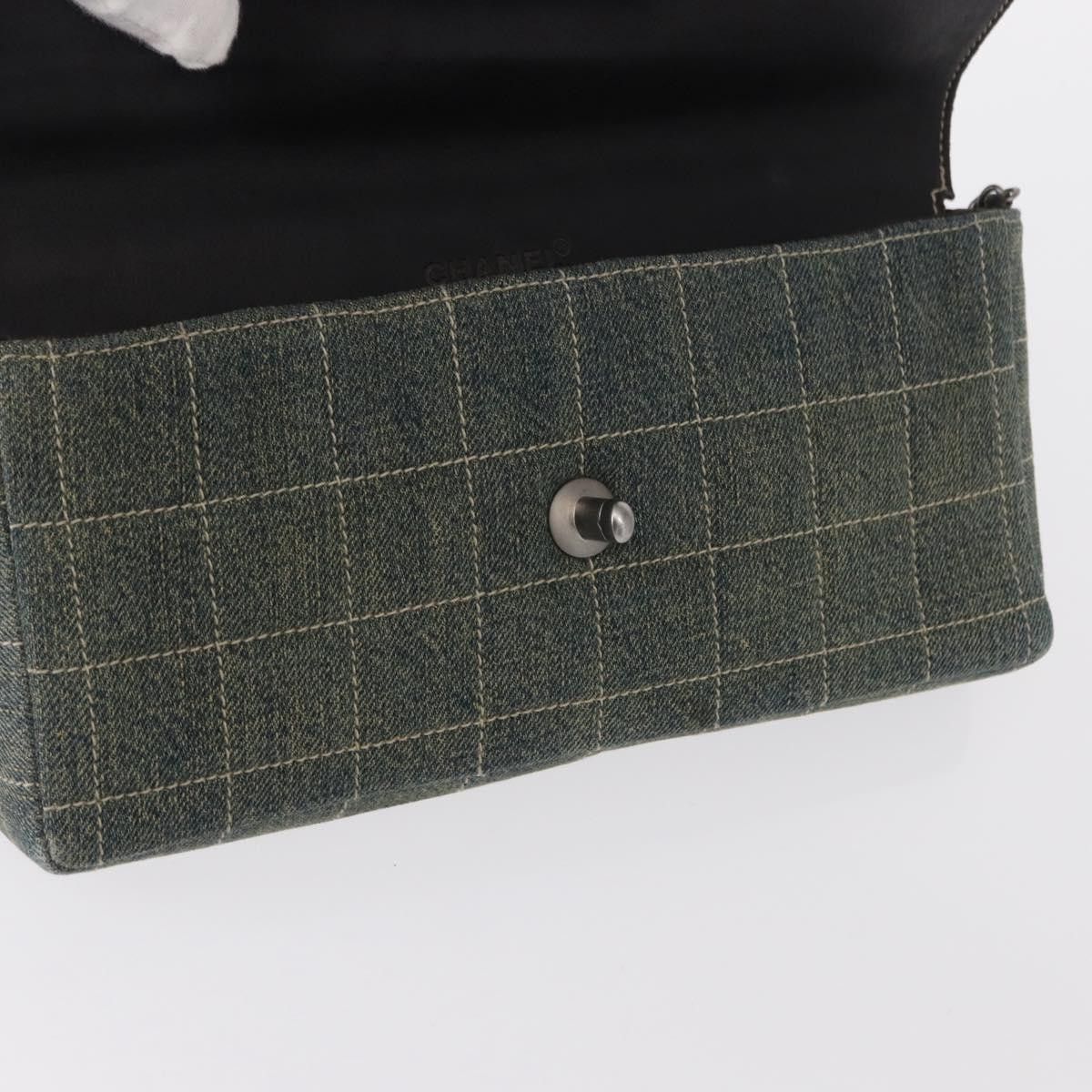 Chanel Chanel Chocolate Bar Flap Bag Quilted Denim Size ONE SIZE - 24 Thumbnail