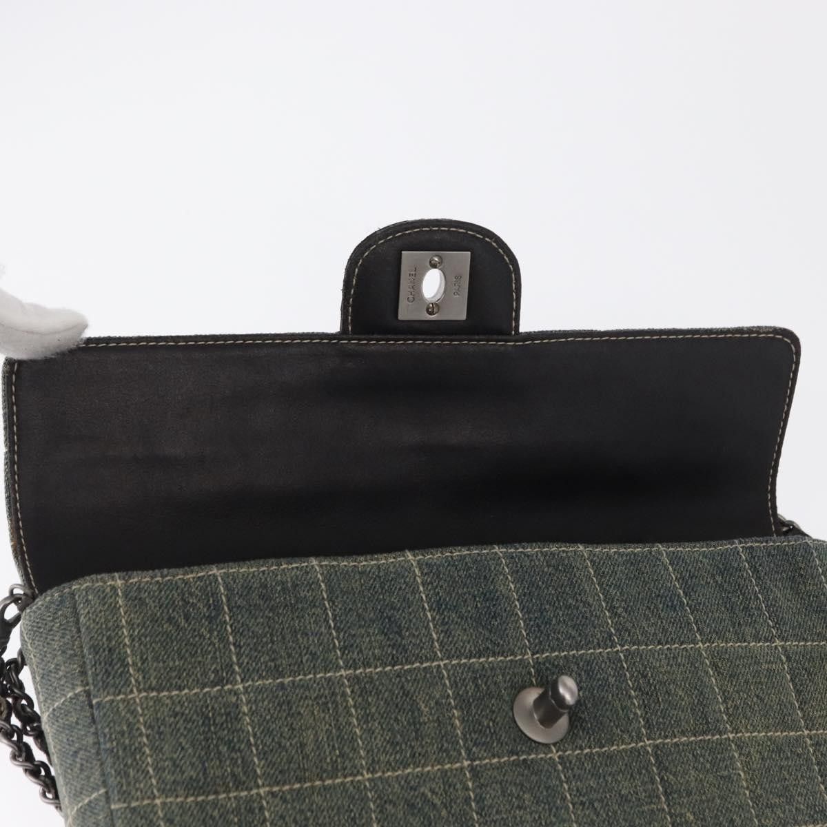 Chanel Chanel Chocolate Bar Flap Bag Quilted Denim Size ONE SIZE - 23 Thumbnail