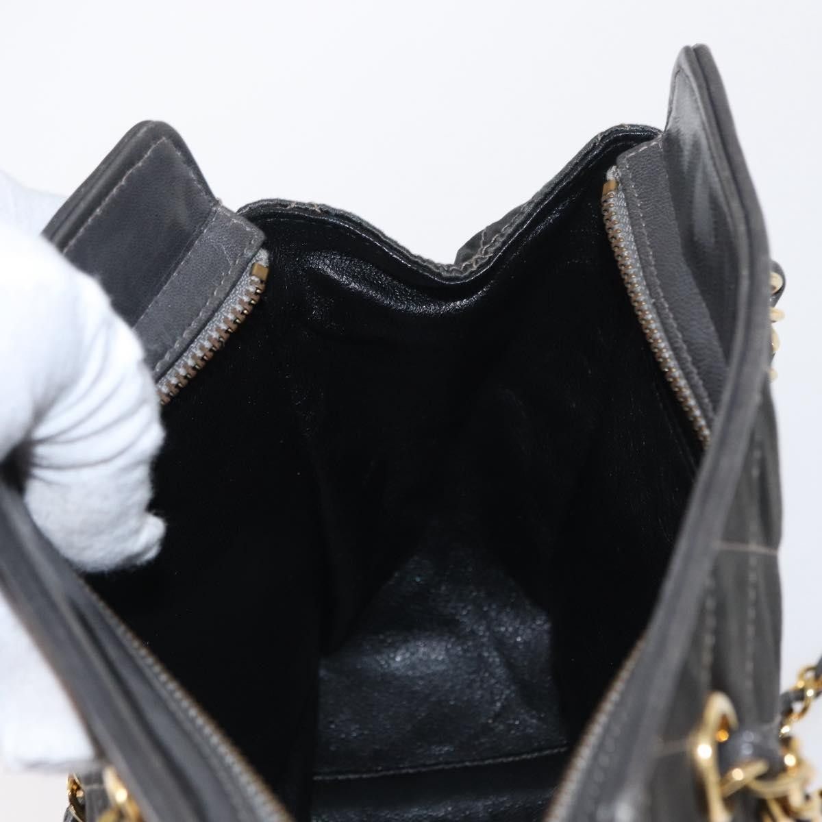 Chanel Chanel Vintage Chain Shoulder Bag Quilted Satin Size ONE SIZE - 19 Thumbnail