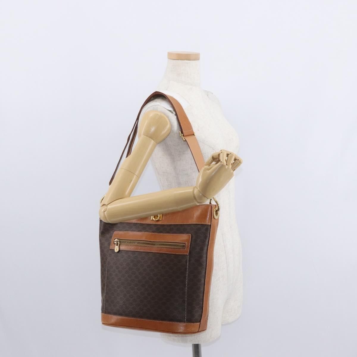 Celine Celine Vintage Macadam Shoulder Bag Canvas and Leather Size ONE SIZE - 14 Thumbnail