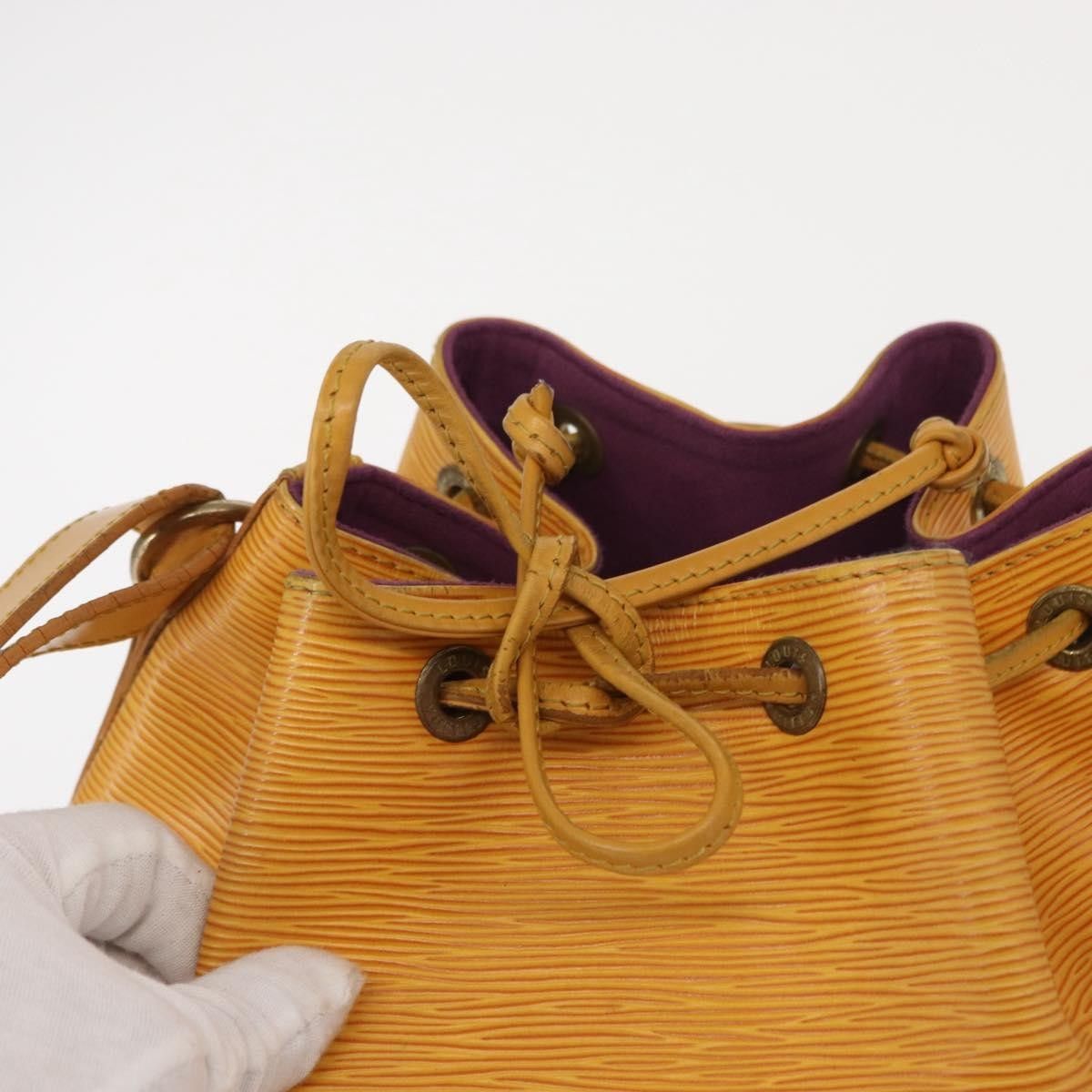 Louis Vuitton Louis Vuitton Petit Noe Epi Leather Size ONE SIZE - 17 Thumbnail