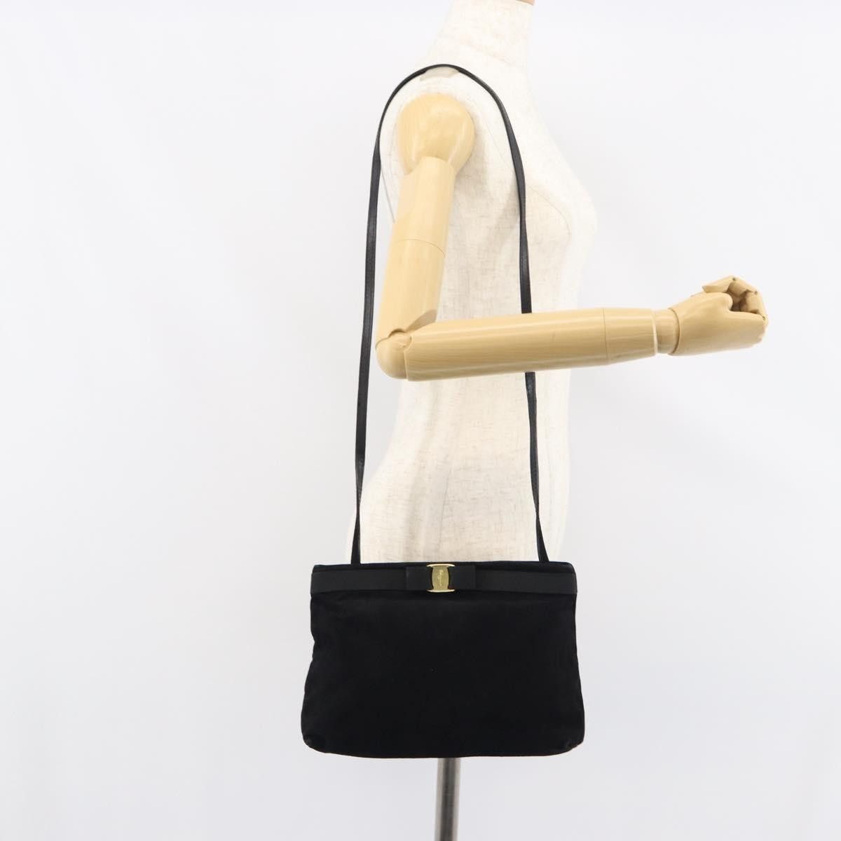 Salvatore Ferragamo Salvatore Ferragamo Vala Shoulder Bag Suede Size ONE SIZE - 12 Thumbnail