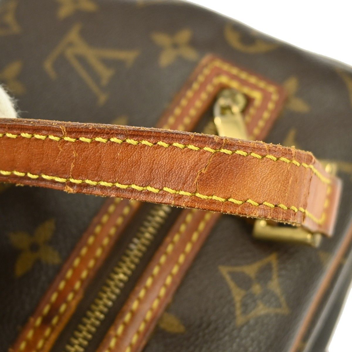 Louis Vuitton Louis Vuitton Cite Handbag Monogram Canvas Size ONE SIZE - 10 Thumbnail