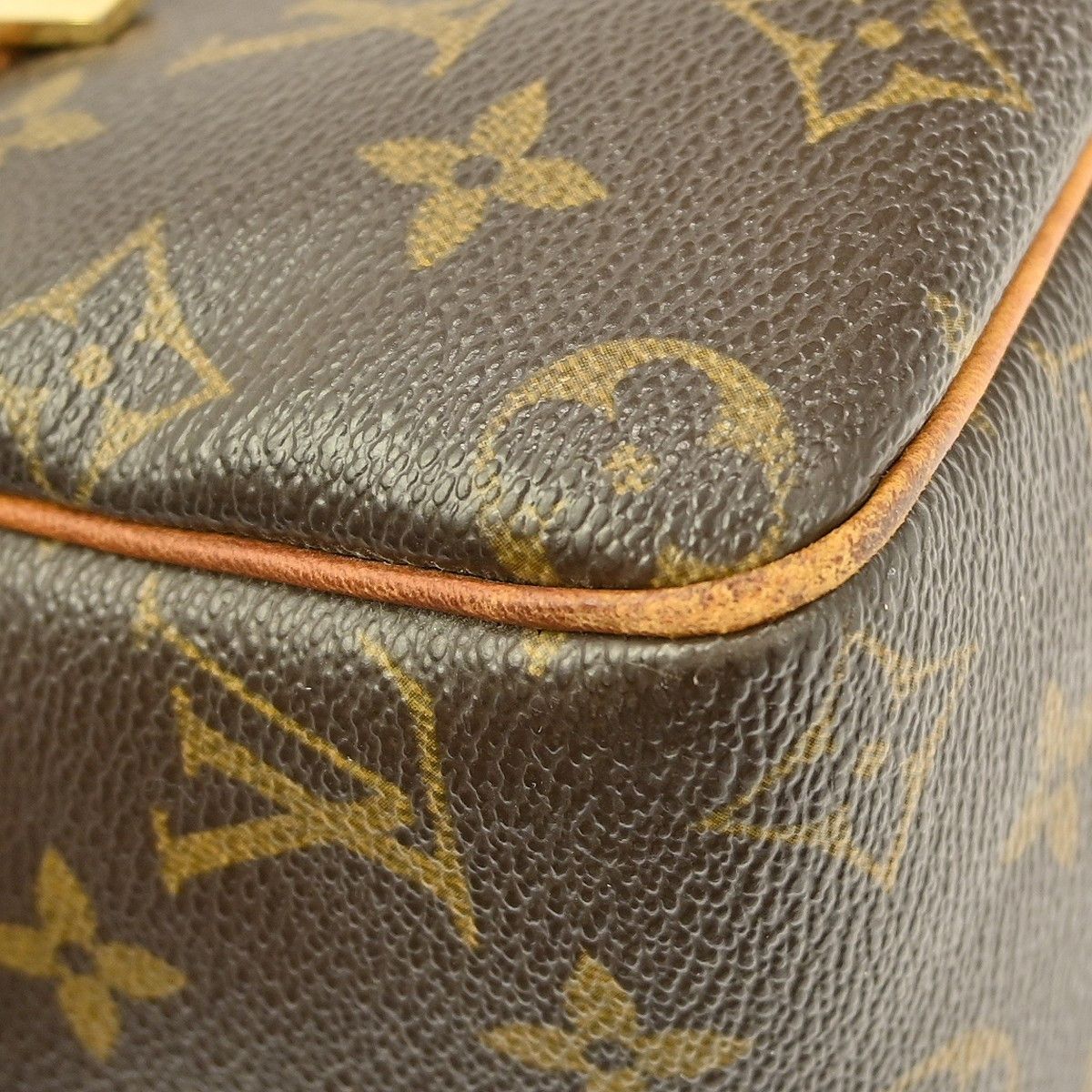 Louis Vuitton Louis Vuitton Cite Handbag Monogram Canvas Size ONE SIZE - 7 Thumbnail