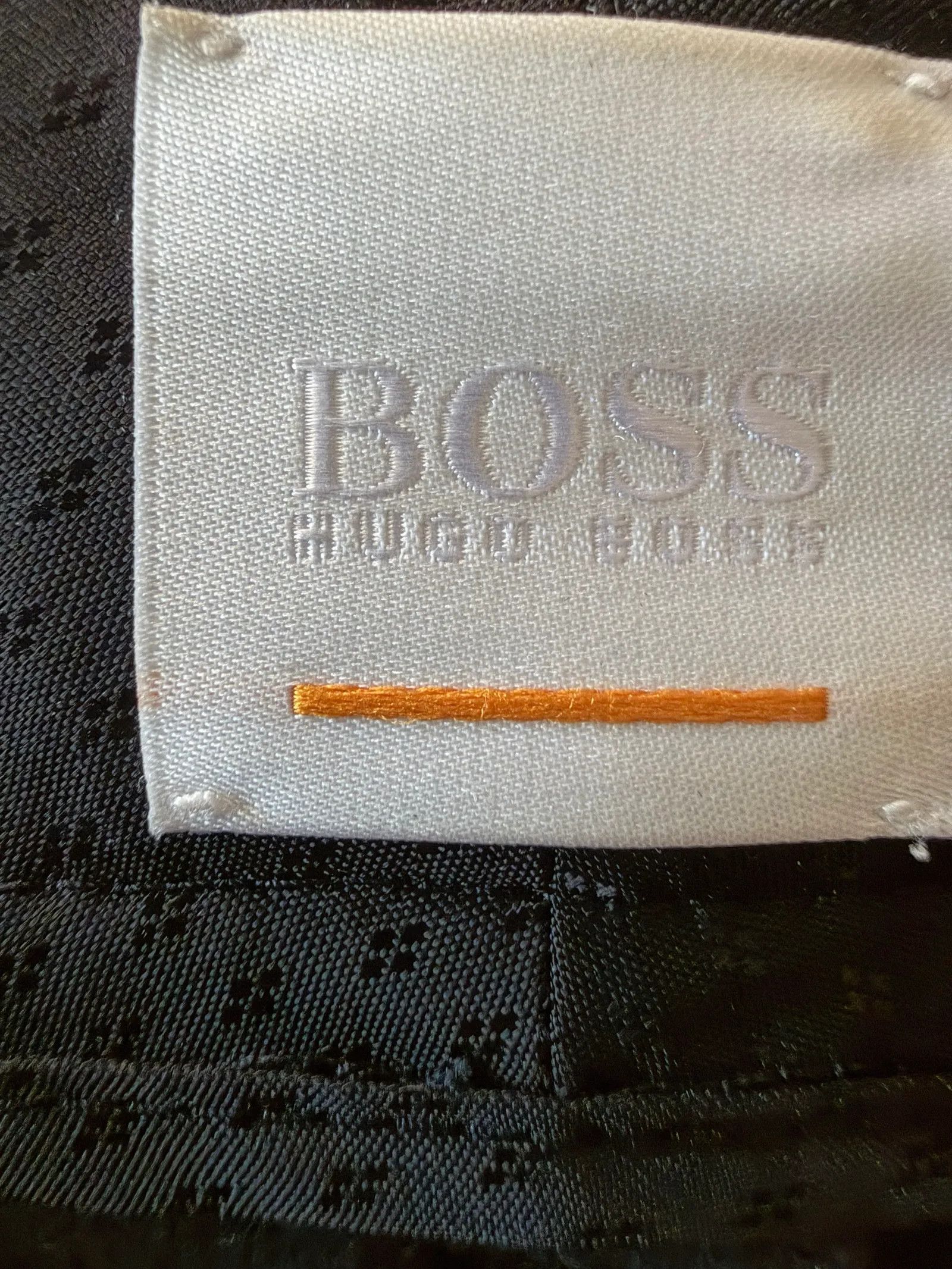 Hugo Boss Hugo Boss Banovely Skirt Size 26" / US 2 / IT 38 - 2 Thumbnail