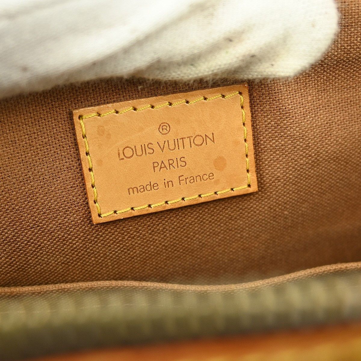 Louis Vuitton Louis Vuitton Popincourt Tote Monogram Canvas Size ONE SIZE - 4 Thumbnail