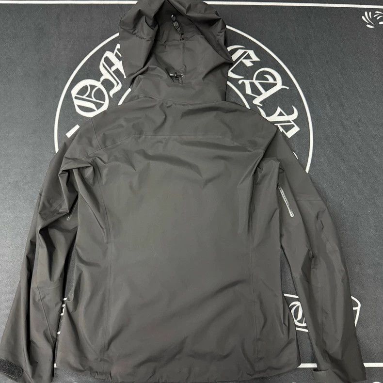 Arc'teryx Arcteryx Beta Black Gray Raincoat-yf Size US M / EU 48-50 / 2 - 2 Thumbnail