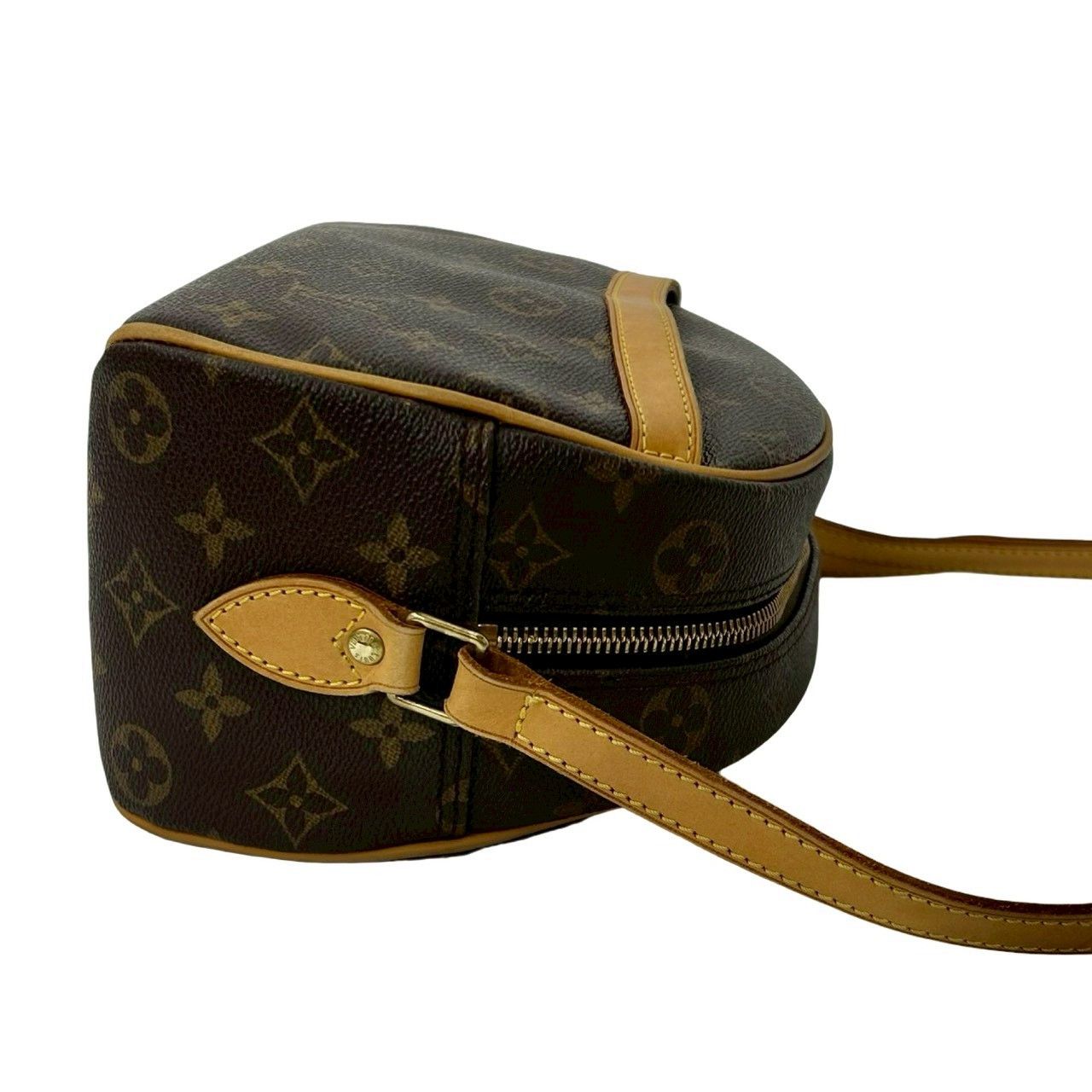 Louis Vuitton Louis Vuitton Louis Vuitton Blois Monogram Leather Shoulder Bag Canvas Shoulder Bag DUTY FREE for USA Size ONE SIZE - 7 Thumbnail