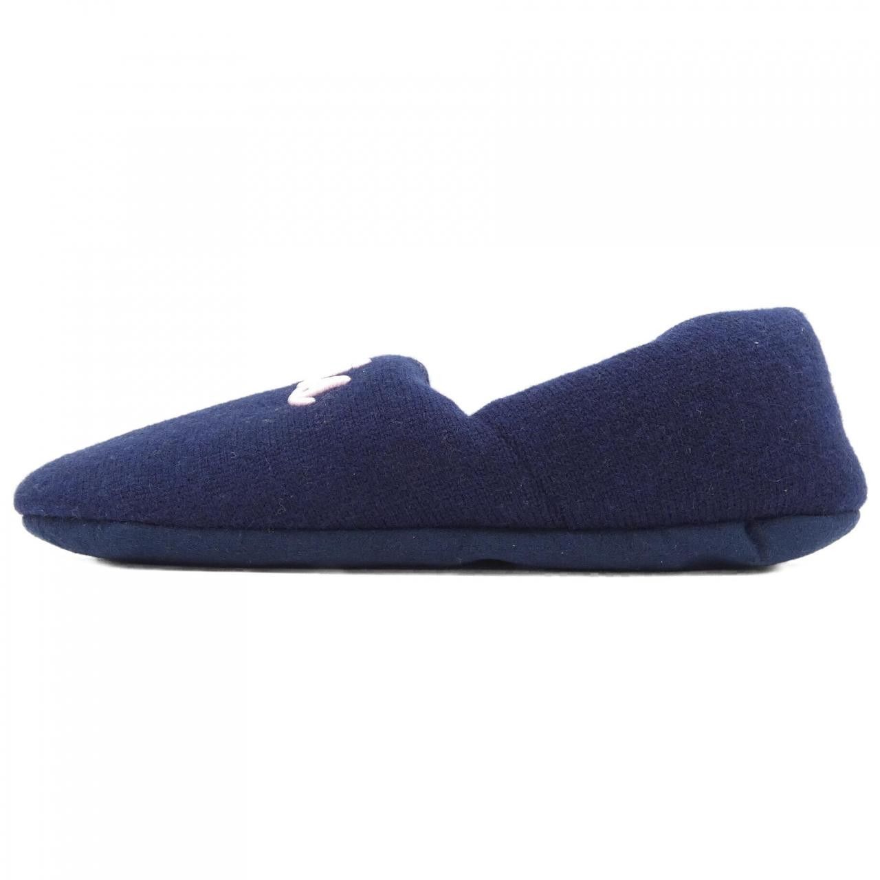 Louis Vuitton Louis Vuitton Louis Vuitton Dreamy Line Room Shoes Cotton Shoes DUTY FREE for USA Size ONE SIZE - 2 Thumbnail