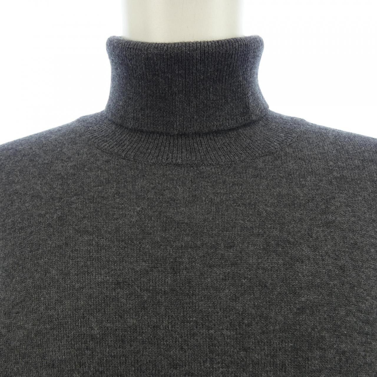 Louis Vuitton Louis Vuitton Louis Vuitton Cashmere Blend Turtleneck Knit Others Tops HQN41WR93 DUTY FREE for USA Size ONE SIZE - 5 Thumbnail