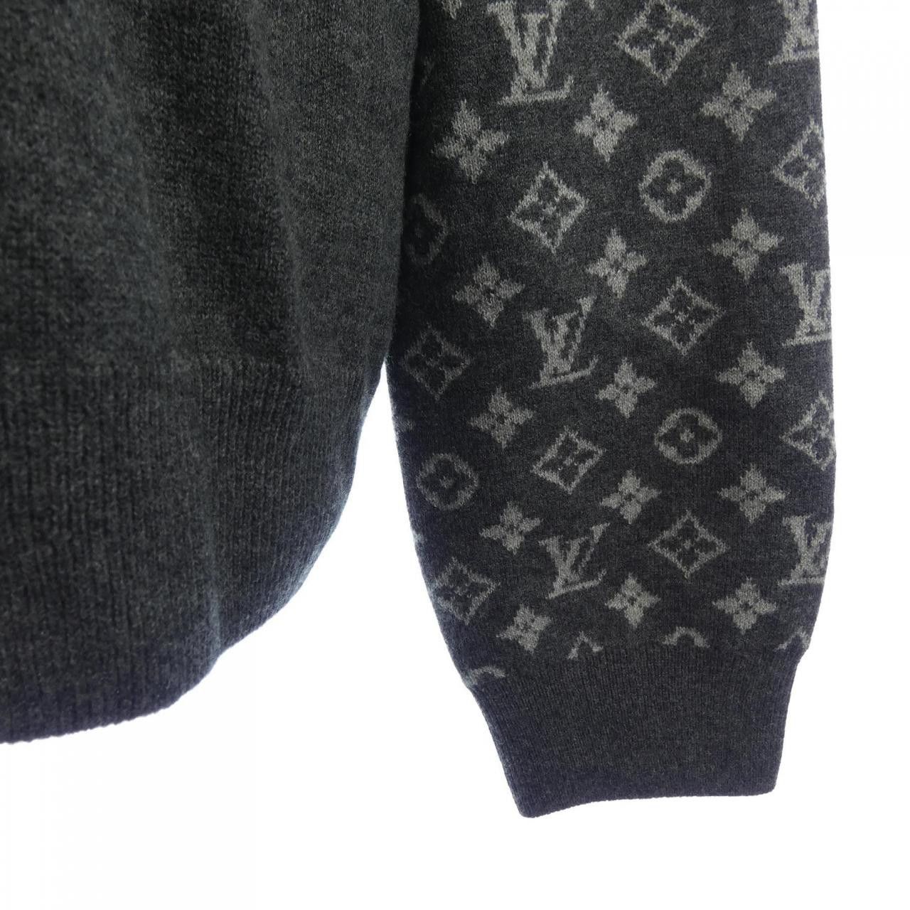 Louis Vuitton Louis Vuitton Louis Vuitton Cashmere Blend Turtleneck Knit Others Tops HQN41WR93 DUTY FREE for USA Size ONE SIZE - 6 Thumbnail