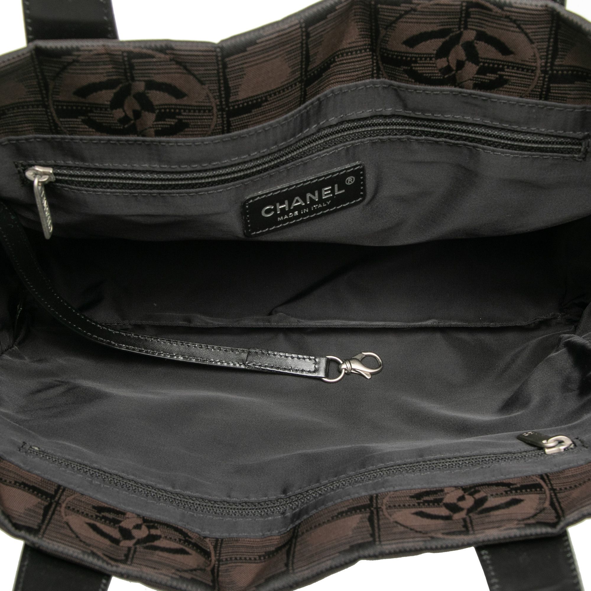 Chanel Chanel New Travel Line Nylon Tote Size ONE SIZE - 4 Thumbnail