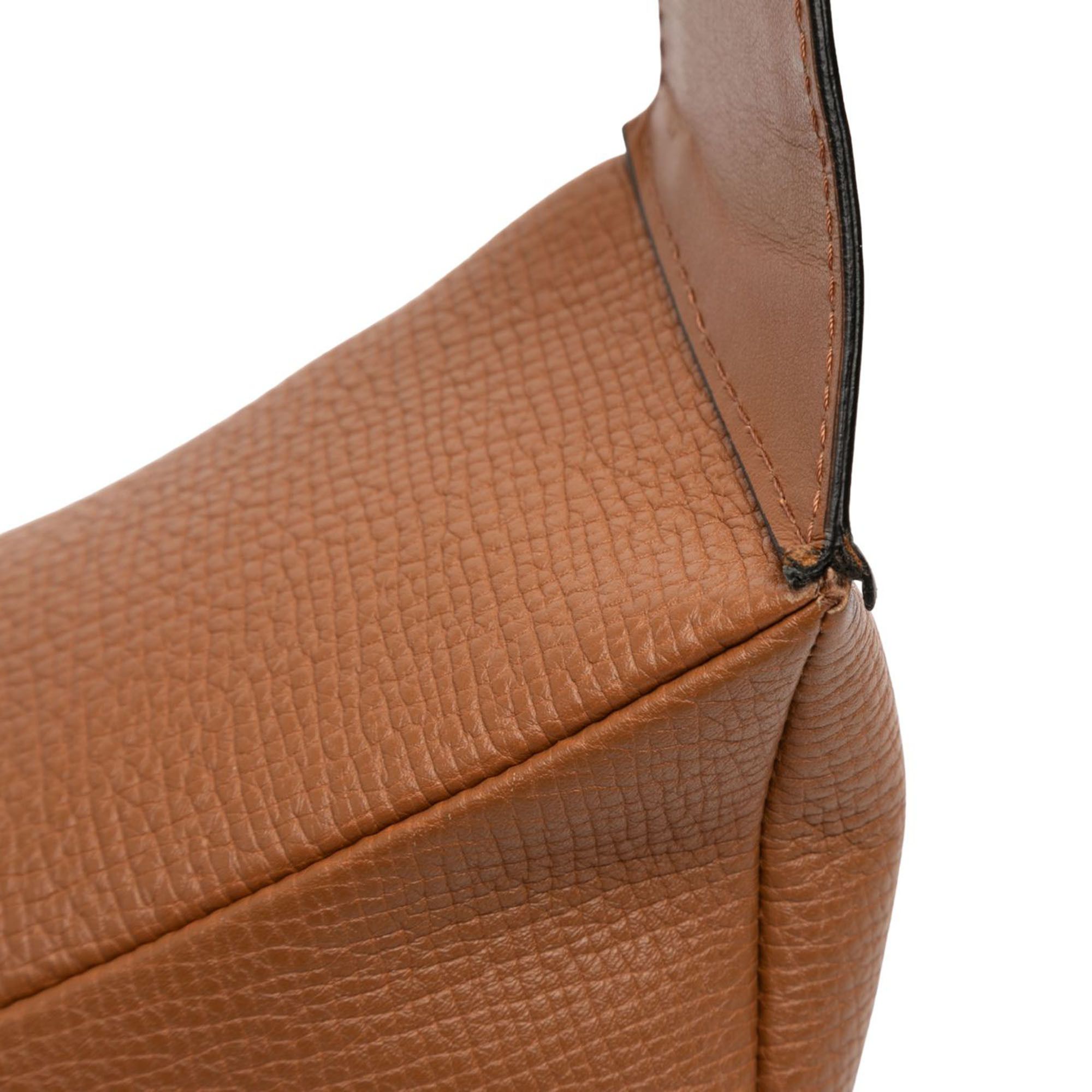 Versace Versace Leather V Greca Signature Belt Bag Size ONE SIZE - 9 Thumbnail