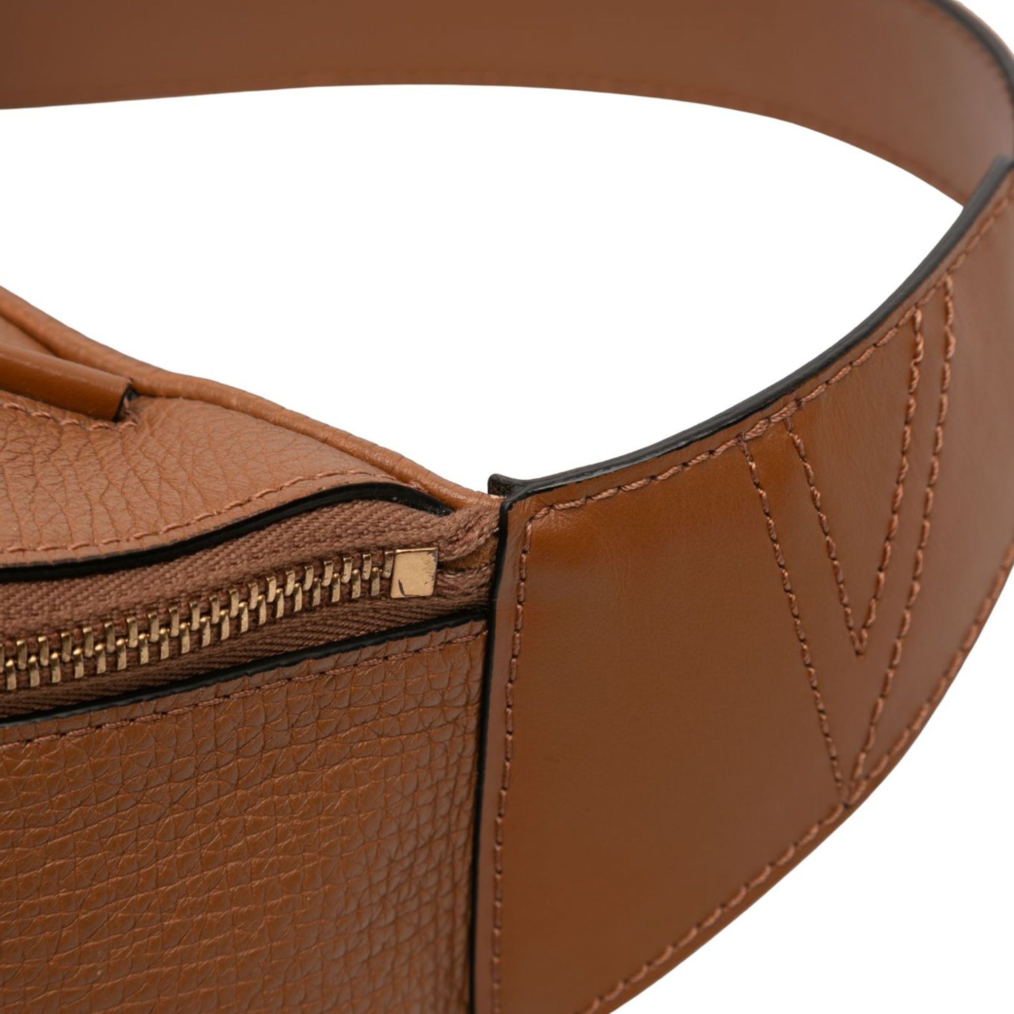 Versace Versace Leather V Greca Signature Belt Bag Size ONE SIZE - 8 Thumbnail