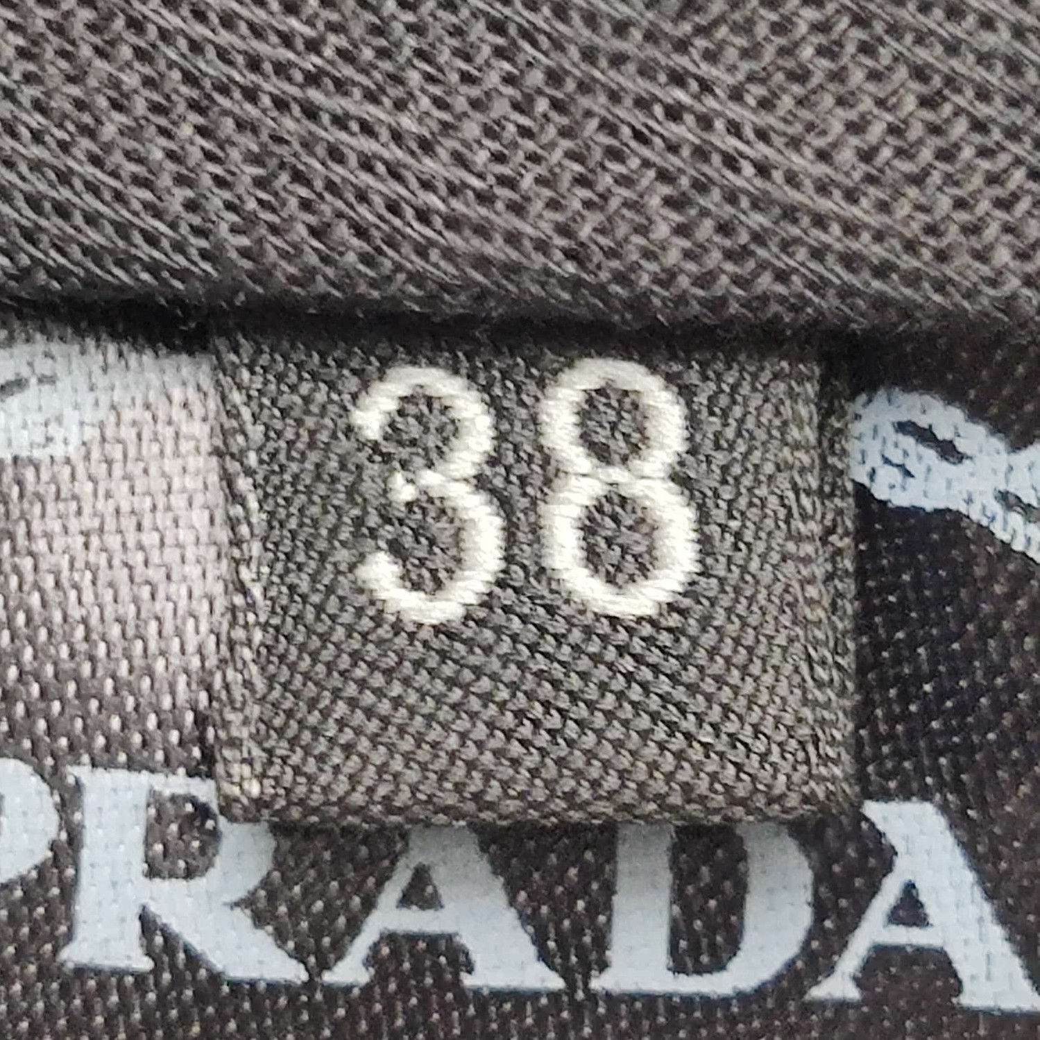 Prada Prada Black Wool Wide-Leg Trousers Size 38 0089 Size 38" / US 16 / IT 52 - 5 Thumbnail