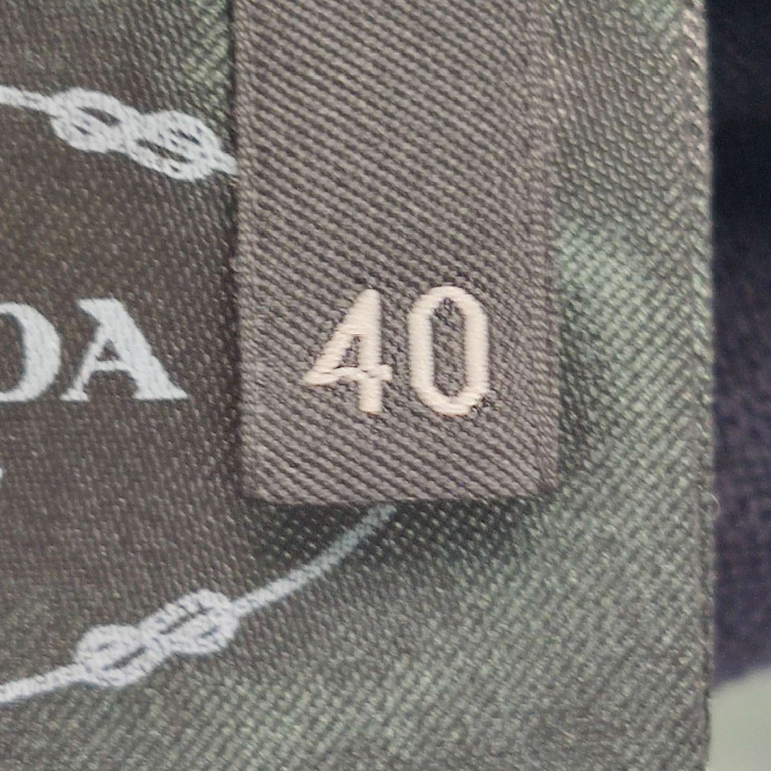 Prada Prada Wool Contrast Collar Knit Shirt 0089 Size M / US 6-8 / IT 42-44 - 6 Thumbnail