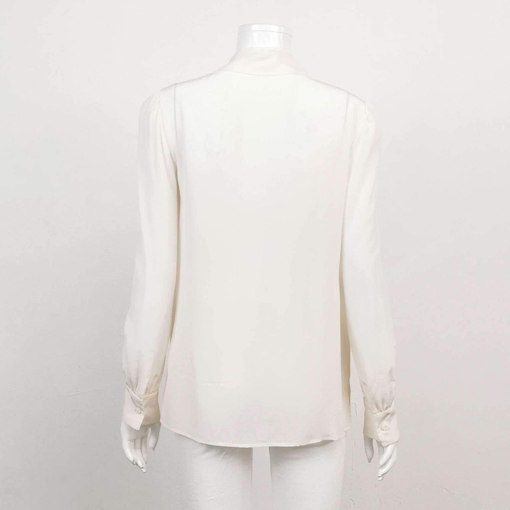Prada Prada Silk Long Sleeve Button-Up Blouse 0089 Size S / US 4 / IT 40 - 2 Thumbnail