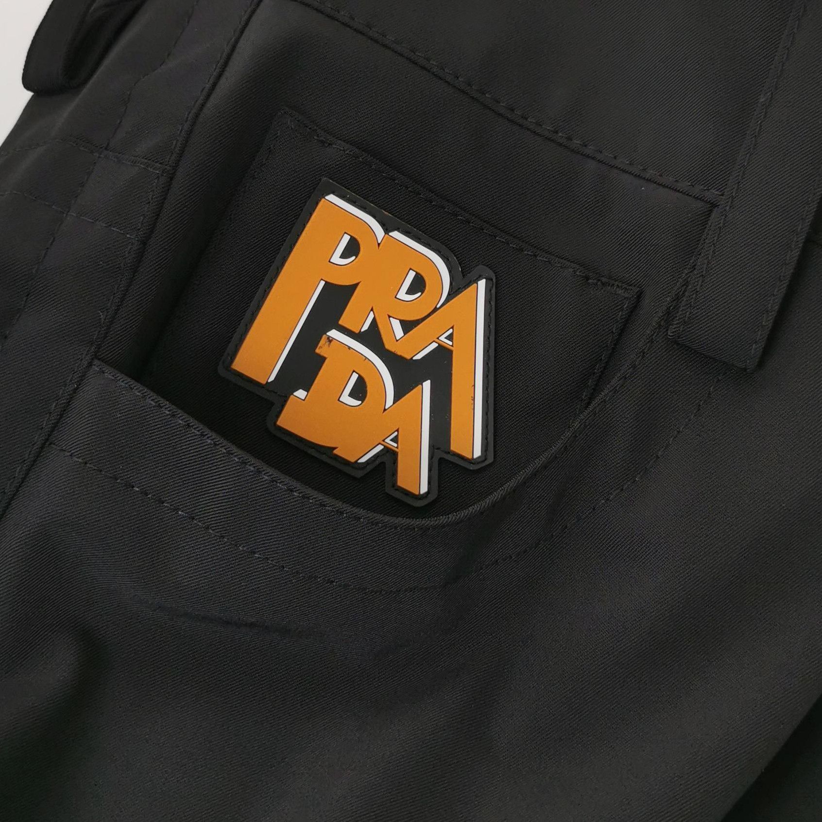 Prada Prada Logo Slim Fit Pants Size 36S 0089 Size 36" / US 14 / IT 50 - 3 Thumbnail