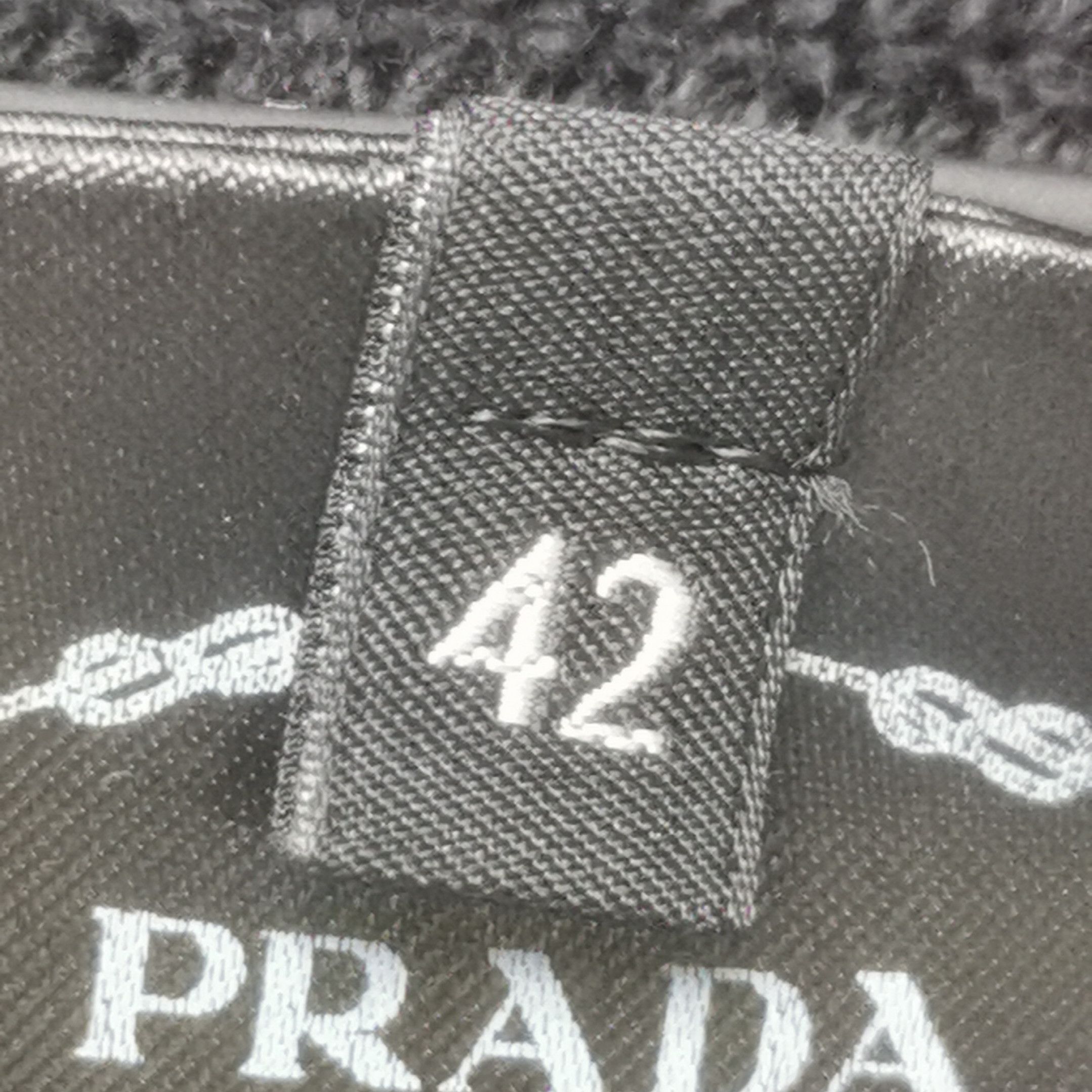Prada Prada Black Wool Blend Logo Camisole Top 0089 Size L / US 10 / IT 46 - 6 Thumbnail