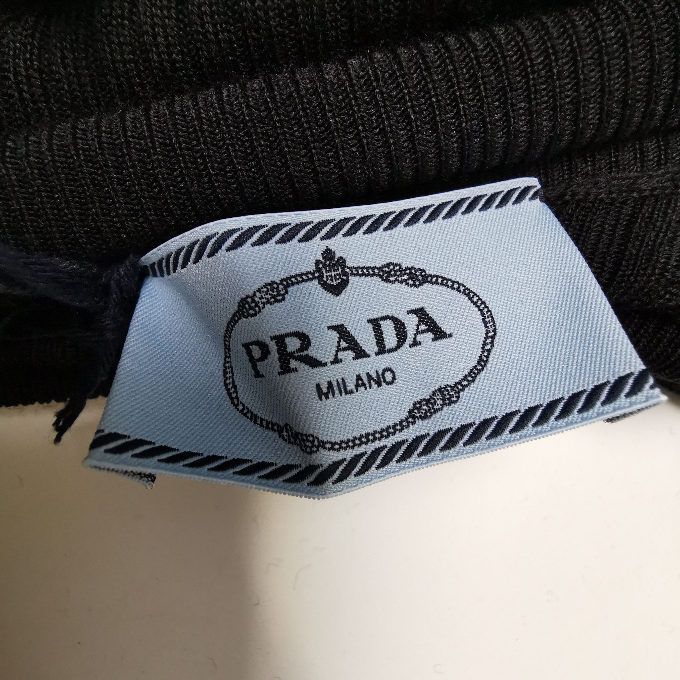 Prada Prada Black Wool Turtleneck Sweater Size 38 0089 Size S / US 4 / IT 40 - 4 Thumbnail