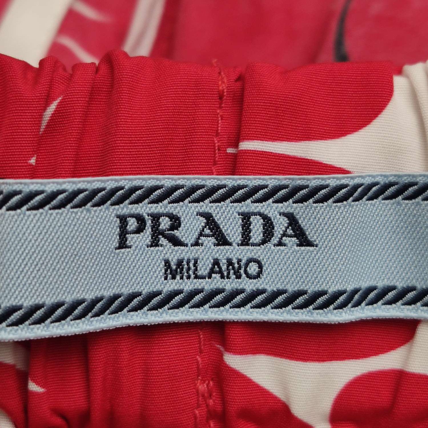 Prada Prada Red Cotton Logo Shorts 0089 Size 36" / US 14 / IT 50 - 5 Thumbnail