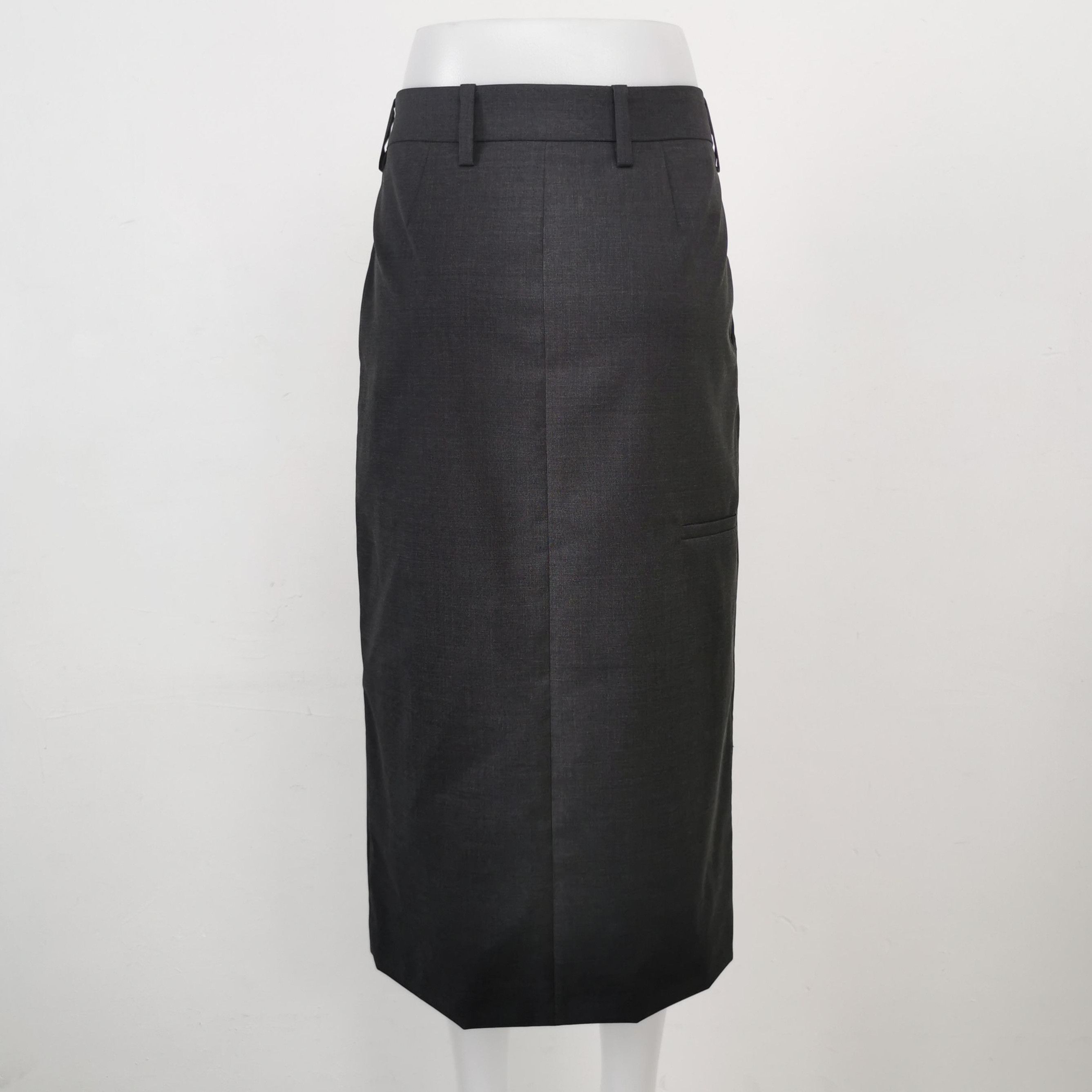 Prada Prada Wool Solid Midi Skirt Size 38 0089 Size 38" / US 16 / IT 52 - 2 Thumbnail