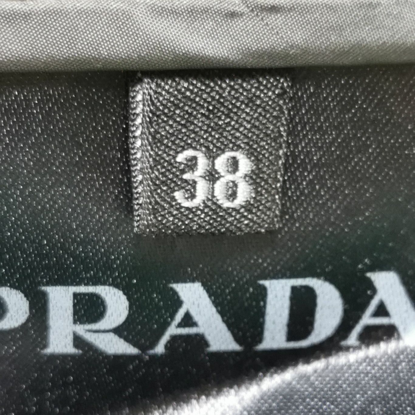 Prada Prada Logo Highlighted Trousers in Gray 0089 Size 38" / US 16 / IT 52 - 8 Thumbnail