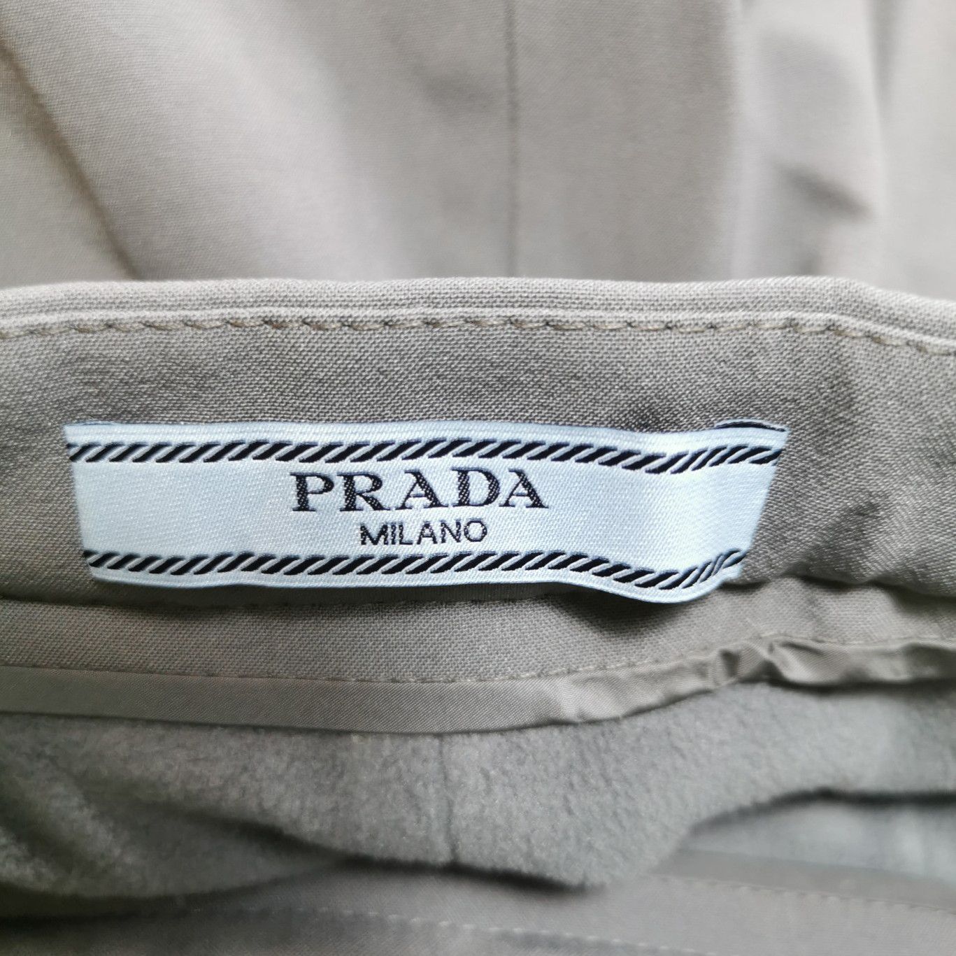 Prada Prada Logo Highlighted Trousers in Gray 0089 Size 38" / US 16 / IT 52 - 7 Thumbnail